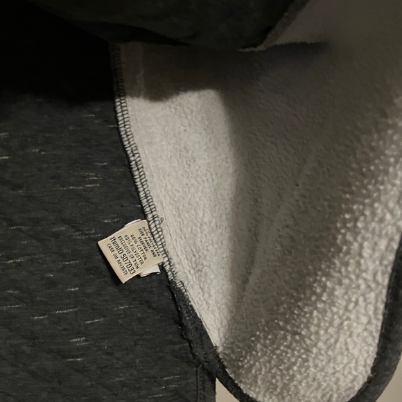 LL Bean quilted full-zip hoodie - Picture 8 of 9